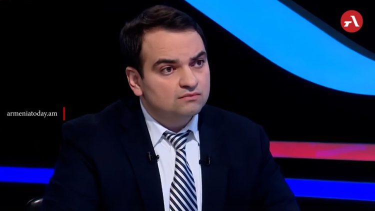 «Главная проблема – экономика»: Карапетян ответил на заявления властей и рассказал о планах движения «По-нашему»