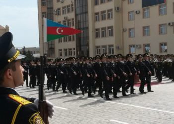 Ադրբեջանում կկրճատեն սպաների ծառայության ժամկետը