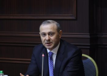 Արմեն Գրիգորյանը հայ և ադրբեջանցի փորձագետներին է ներկայացրել խաղաղության գործընթացը