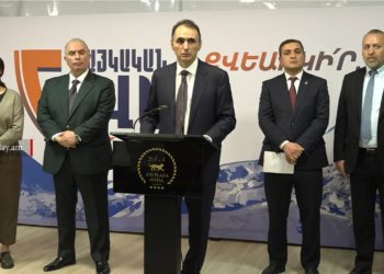 «ՀայաՔվե»-ի համակարգող Ավետիք Չալաբյանը հայտարարել է շարժման քաղաքական հայտի մասին