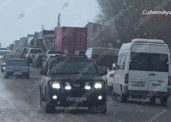 Արագածոտնի մարզում մերկասառույցի պատճառով առաջացել է մոտ 18 կմ խցանում