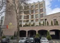 ՔԿ-ն հայտնել է Քանաքեռ-Զեյթունում ընկերոջ սպանության մեջ կասկածվող անձի կալանավորման մասին