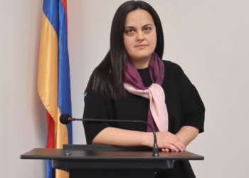 СМИ: уволенная глава музея Геноцида армян продолжит работу научным сотрудником