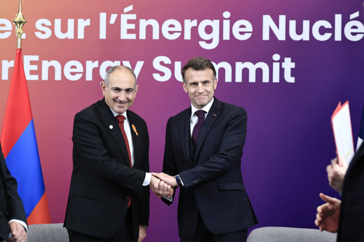 Փաշինյանը և Մակրոնը քննարկել են տարածաշրջանային զարգացումները