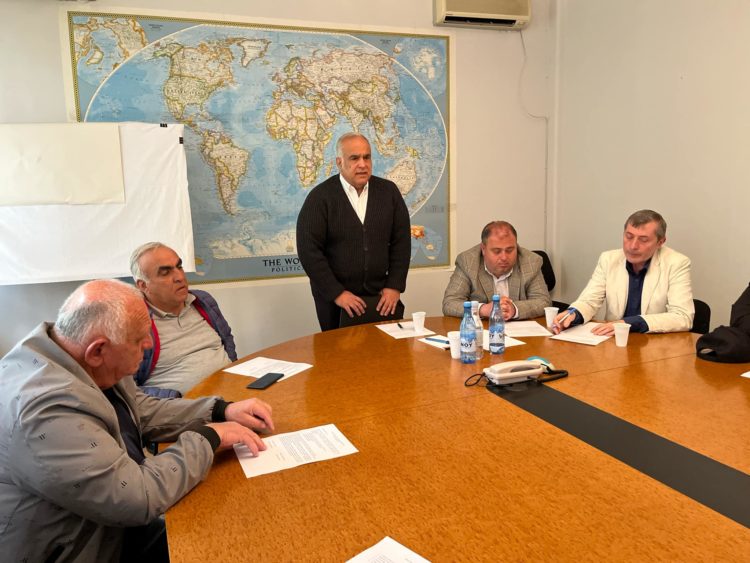 «Ժառանգությունը» հնարավոր է՝ ընտրություններին ընդառաջ միանա «Ուժեղ Հայաստանին». ԶԼՄ