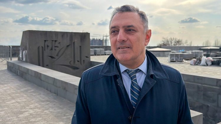 СМИ: и.о. директора музея Геноцида армян вел тайную переписку с Гаджиевым