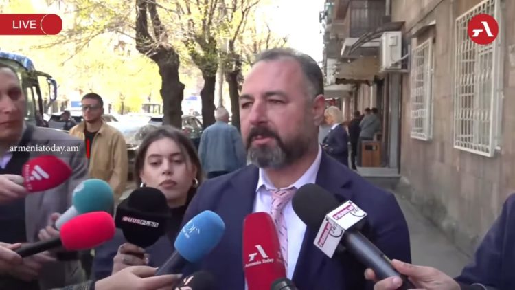«Проводятся обыски»: в партии «Сильная Армения» сообщили о задержании сторонников