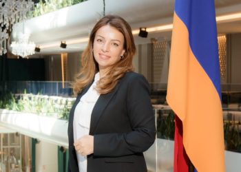 Силовики задержали члена партии «Сильная Армения» Гоар Гумашян