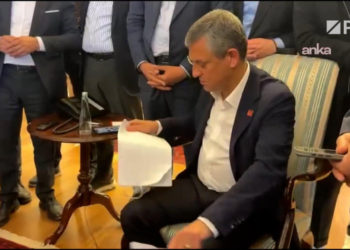 Թուրքիայի ոստիկանությունը վերցրել է գլխավոր ընդդիմադիր կուսակցության գրասենյակը