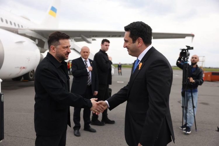 Զելենսկին ժամանել է Հայաստան