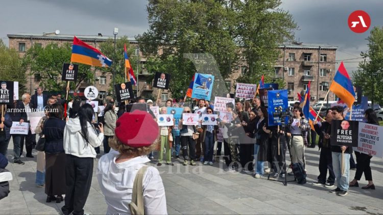 «Լռությունը հավասար է մեղսակցության». բողոքի ցույցեր՝ ԵՔՀ գագաթնաժողովի ֆոնին