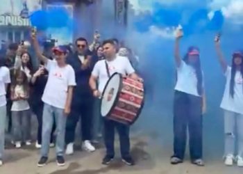 В Верин Арташате школьников привели на предвыборный митинг «Гражданского договора»