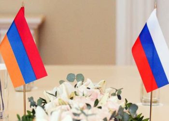 Երևանը շարունակում է «երկու աթոռների վրա» նստելու քաղաքականություն․ Ուշակով