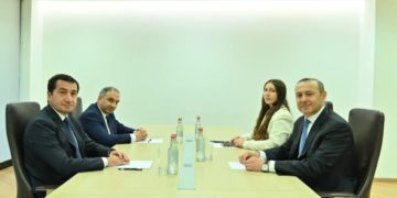 Григорян и Гаджиев обсудили в Дилижане мирную повестку между Ереваном и Баку