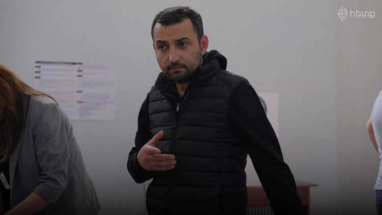 Արթուր Օսիպյանը քվեարկել է «Նուբարաշեն» ՔԿՀ-ում․ ԶԼՄ