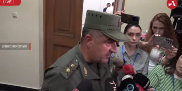 Асрян отверг заявления о позднем прибытии военных на избирательные участки