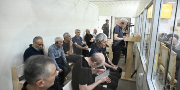 Армянские пленные на заседании «суда» в Баку заявили о своей невиновности