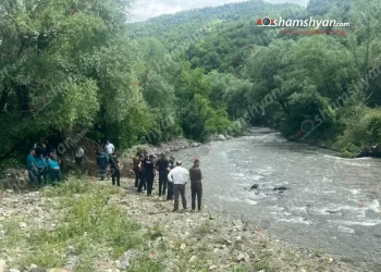 СМИ: в реке Памбак обнаружены тело человека и автомобиль