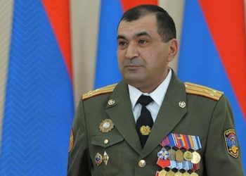 Адвокат заявил о новом обвинении против экс-замглавы Генштаба Армении