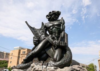 Վահագն Վիշապաքաղ հուշարձանը վերաբացվել է Երևանի կենտրոնում
