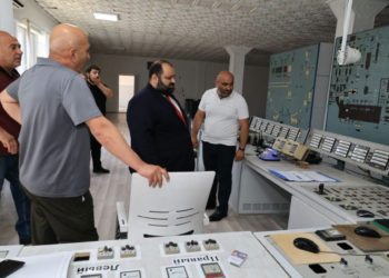 «Араратцемент» Царукяна возобновил работу после акции протеста сотрудников