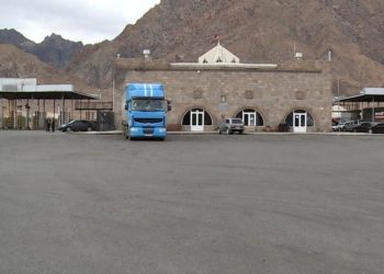 «Բագրատաշեն» և «Ագարակ» անցակետերում կգործի բեռնատարների էլեկտրոնային հերթ