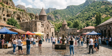 Այսօր Վարդավառ է. եկեղեցին նշում է Քրիստոսի Պայծառակերպության տոնը
