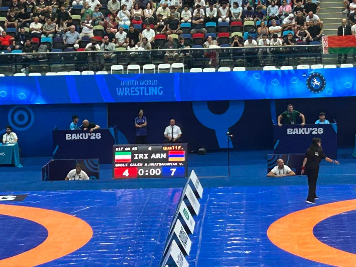 Армянские борцы с побед стартовали на чемпионате мира U17 в Баку