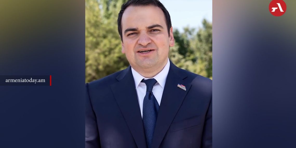 Ճաղերի այն կողմում գտնվելն ավելի մեծ պատիվ է, քան այս կողմում․ Նարեկ Կարապետյան