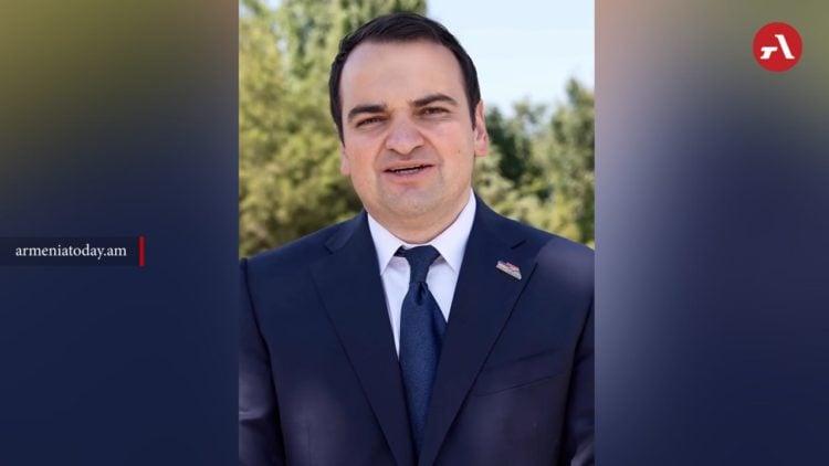 Ճաղերի այն կողմում գտնվելն ավելի մեծ պատիվ է, քան այս կողմում․ Նարեկ Կարապետյան