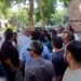 «Ուժեղ Հայաստան»-ի աջակիցները հեռանում ԿԸՀ-ի բակից