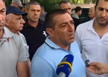 Եթե պատասխան չտվեցին, Երևան-Սևան մայրուղին կփակենք, հիմա գնում ենք Աբովյանի քննչական