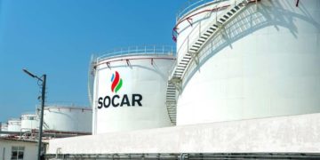 Азербайджан вручил России ноту протеста после удара по объекту SOCAR в Украине